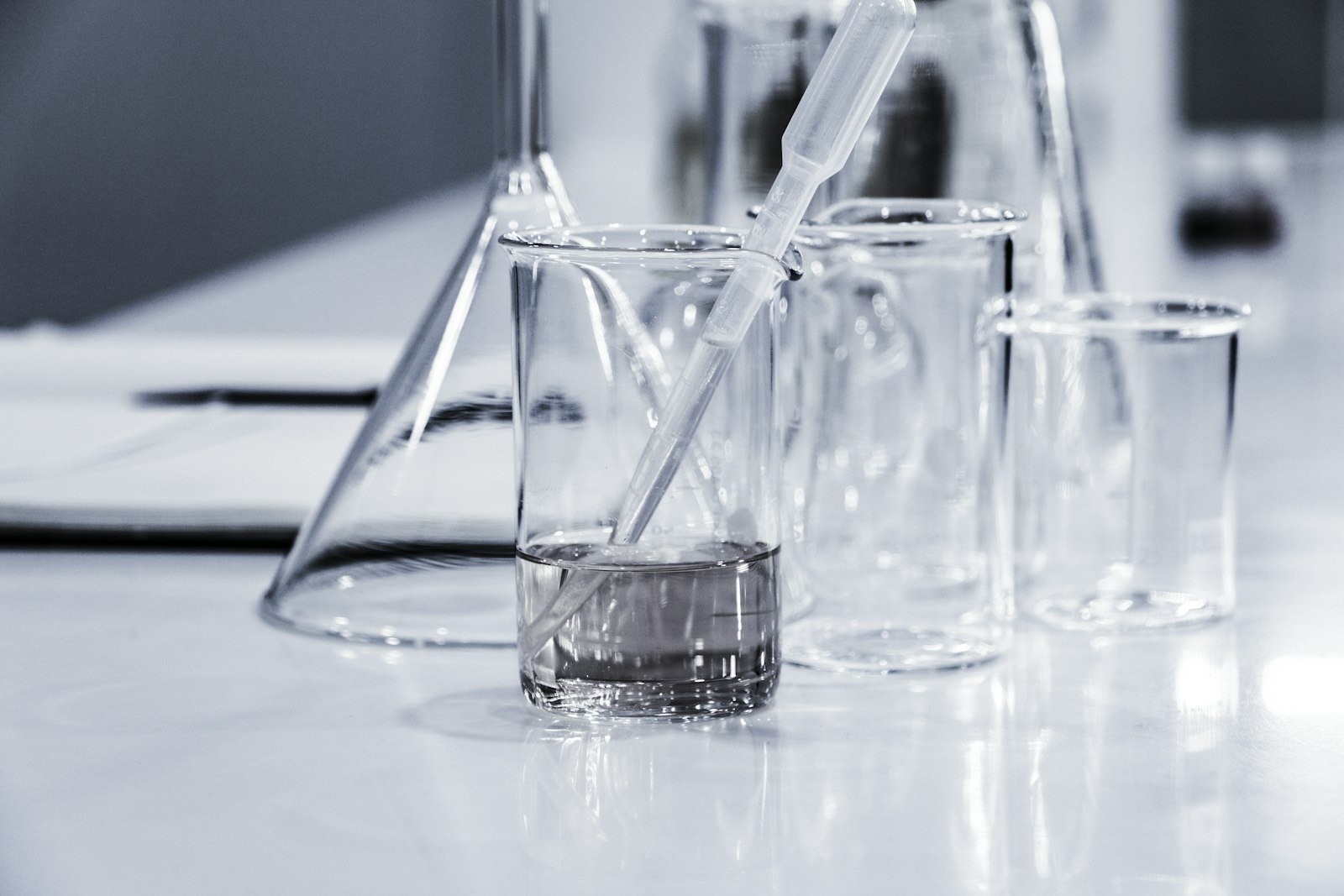 Manipulação de fórmulas na formação Alkymia di Grandha